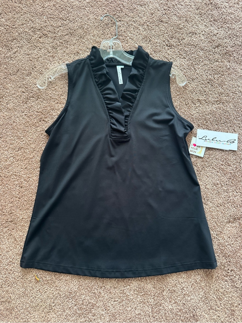 Lulu-B Black Ruffled V-Neck Sleeveless blouse